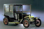 Der Lancia Alfa aus dem Jahre 1908 Der
Lancia Alfa
aus dem Jahre
1908