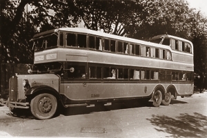 Lancia
                                                          Omicron