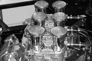 Lancia
                                                          Stratos Motor
                                                          (Dino 246)